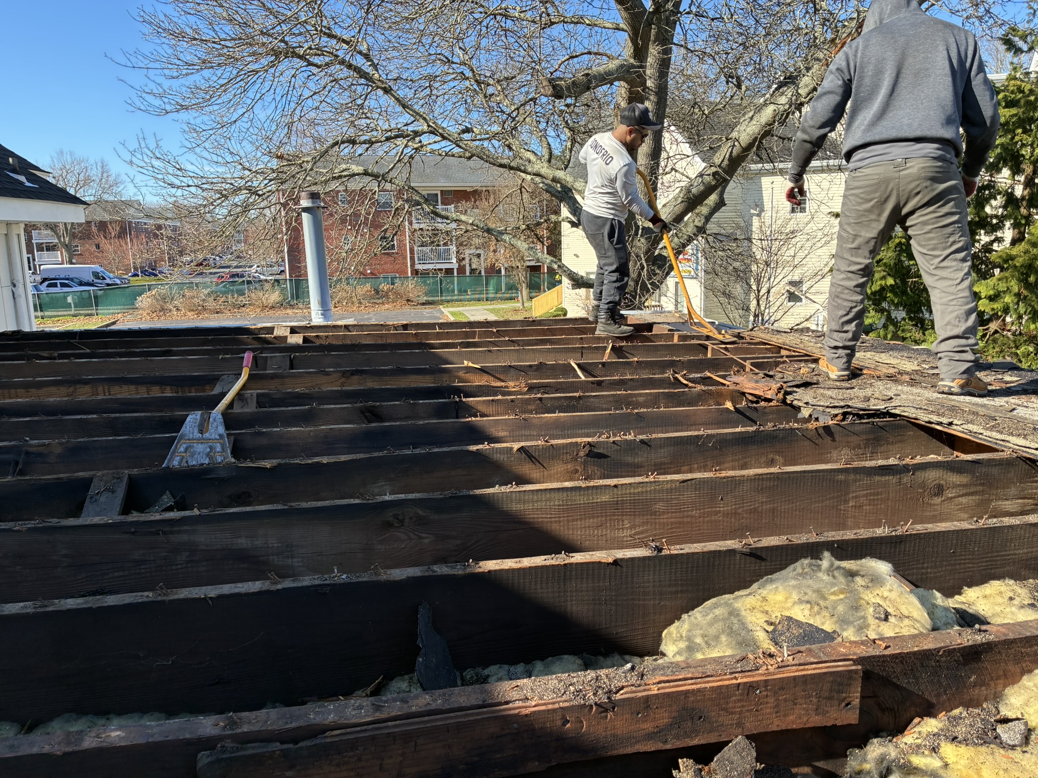 Twin Shield Roofing technician repairing a South Jersey roof